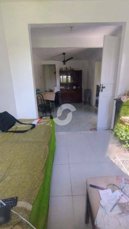 Casa à venda com 2 quartos, 87m² - Itaipu,Niterói