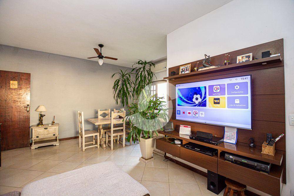 Casa à venda com 3 quartos, 187m² - Itaipu,Niterói