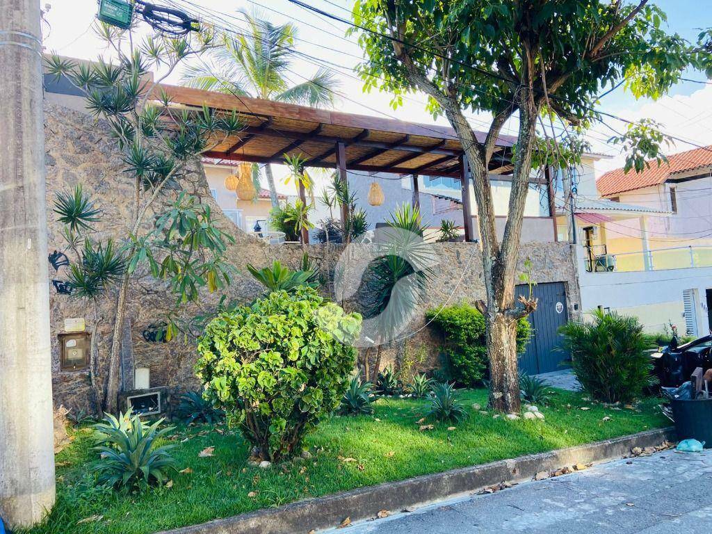 Casa à venda com 3 quartos, 190m² - Piratininga,Niterói