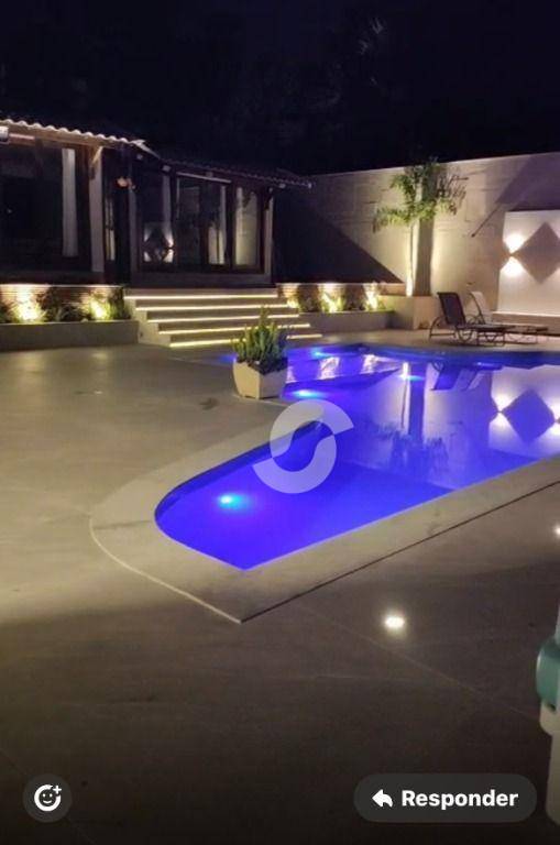 Casa à venda com 4 quartos, 500m² - Camboinhas,Niterói