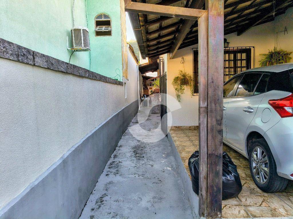 Casa à venda com 3 quartos, 174m² - Piratininga,Niterói