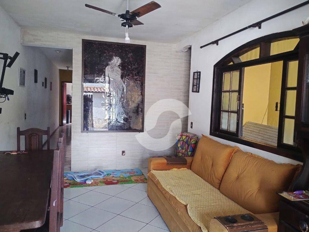  - Casa com 4 dormitórios à venda, 150 m² por R$ 850.000,00 - Piratininga - Niterói/RJ