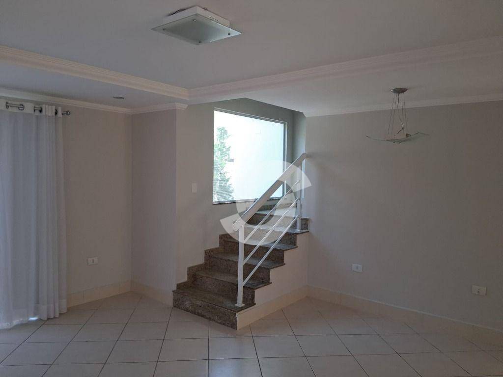 Casa à venda com 3 quartos, 200m² - Itaipu,Niterói