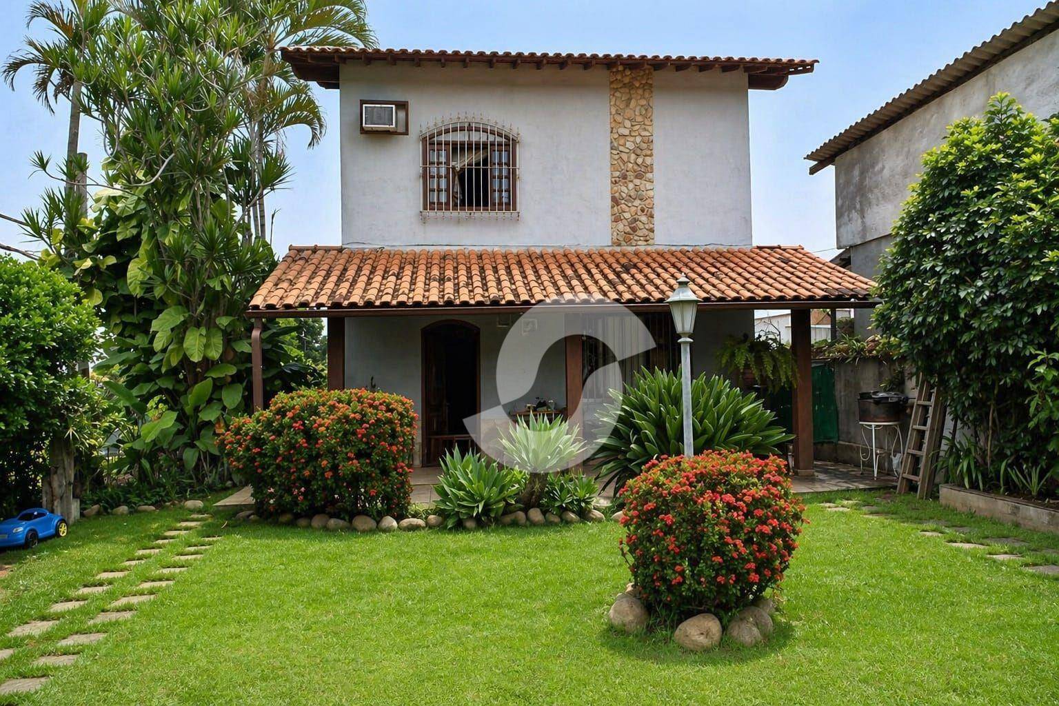 Casa à venda com 1 quarto, 171m² - Piratininga,Niterói