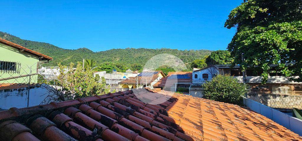  - Casa com 4 dormitórios à venda, 297 m² por R$ 1.350.000,00 - São Francisco - Niterói/RJ