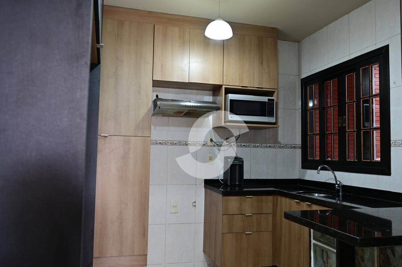 Casa à venda com 2 quartos, 120m² - Barreto,Niterói