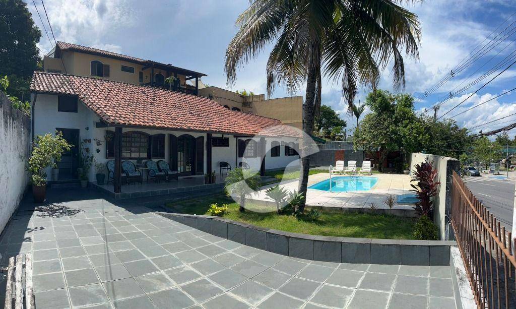 Casa à venda com 3 quartos, 120m² - Pendotiba,Niterói