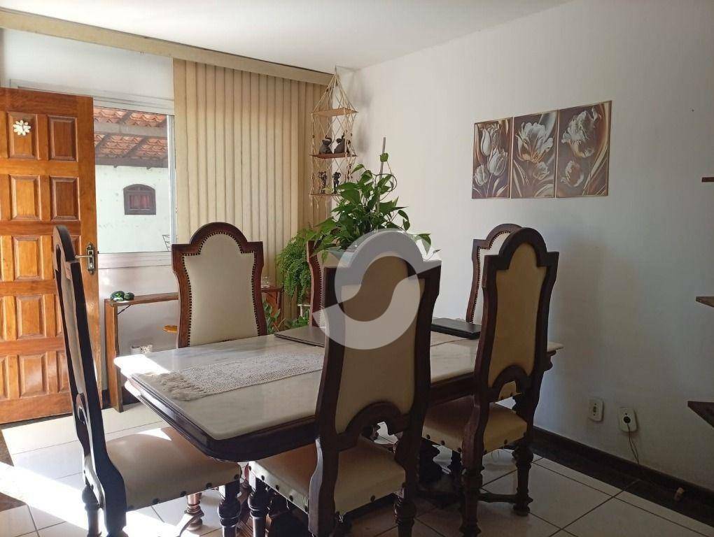  - Casa com 3 dormitórios à venda, 121 m² por R$ 800.000,00 - Serra Grande - Niterói/RJ