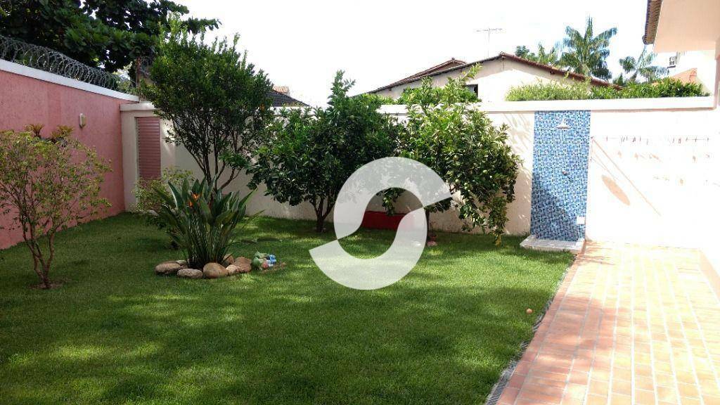 Casa à venda com 3 quartos, 163m² - Piratininga,Niterói