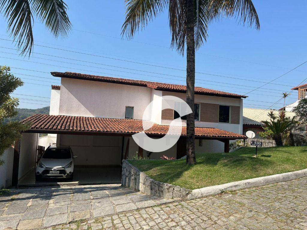 Casa à venda com 4 quartos, 280m² - Pendotiba,Niterói