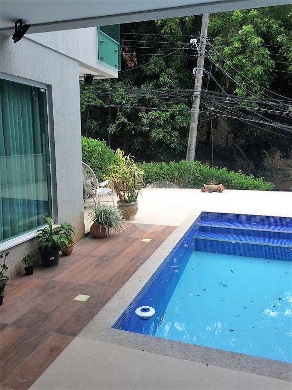 Casa à venda com 3 quartos, 220m² - Engenho do Mato,Niterói