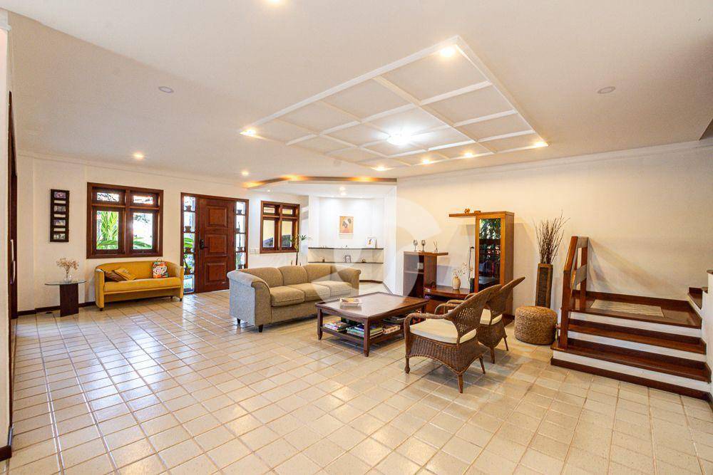 Casa à venda com 4 quartos, 344m² - Piratininga,Niterói
