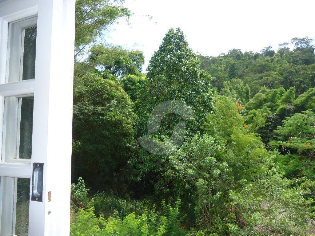 Casa à venda com 5 quartos, 600m² - Pendotiba,Niterói