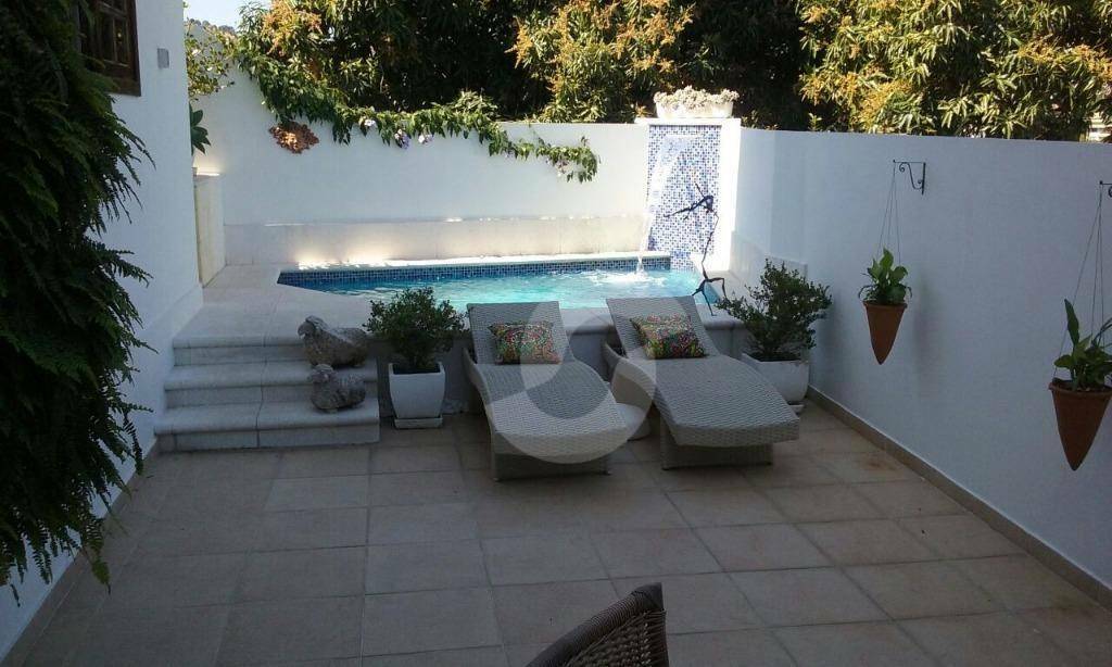 Casa à venda com 4 quartos, 360m² - São Francisco,Niterói