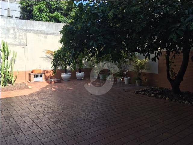 Casa à venda com 5 quartos, 300m² - São Francisco,Niterói