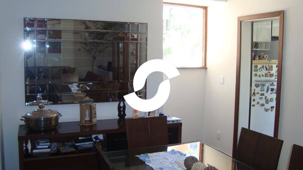 Casa à venda com 3 quartos, 230m² - Piratininga,Niterói