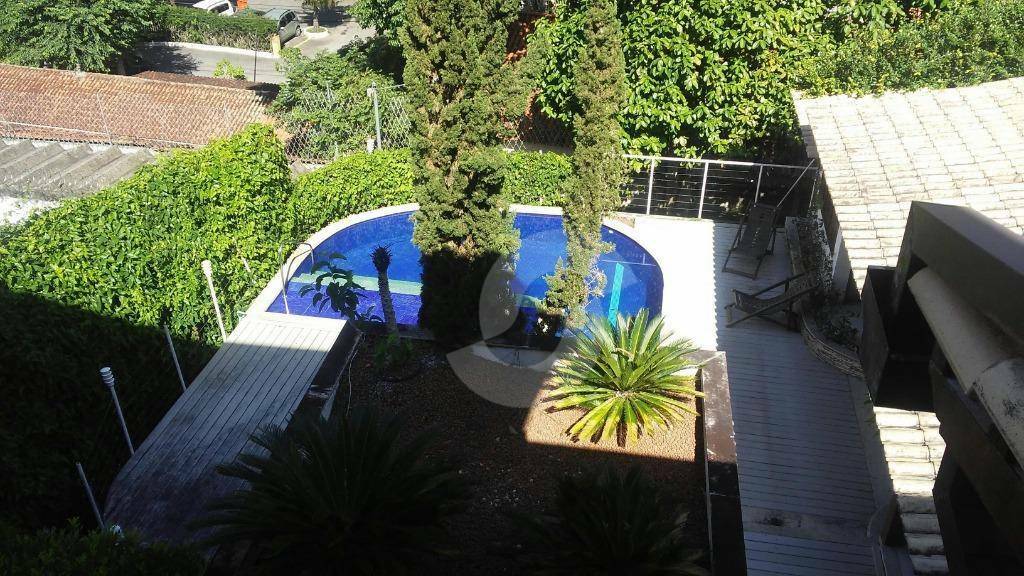Casa à venda com 3 quartos, 220m² - Pendotiba,Niterói