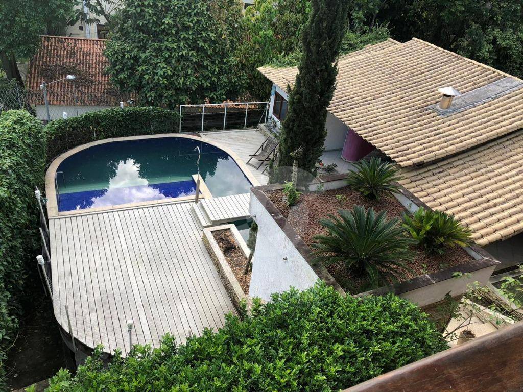 Casa à venda com 3 quartos, 220m² - Pendotiba,Niterói