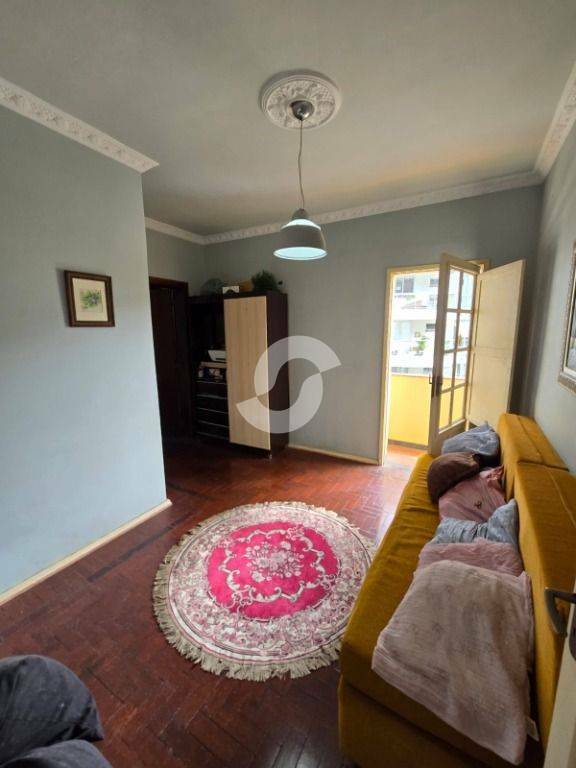 Casa à venda com 3 quartos, 190m² - Santa Rosa,Niterói