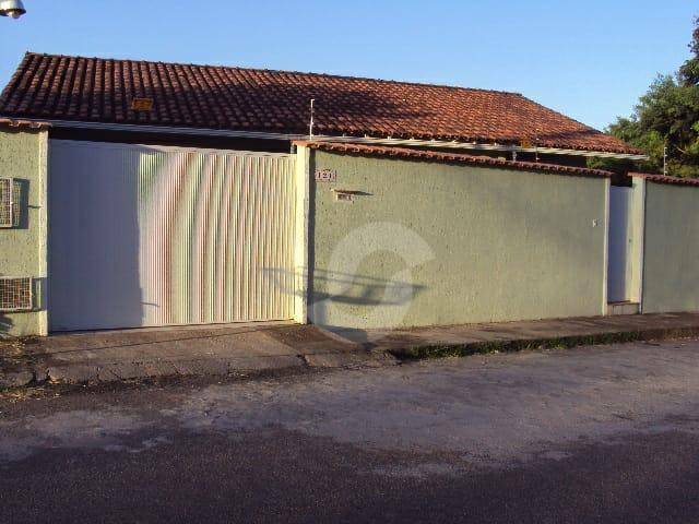 Casa à venda com 4 quartos, 260m² - Pendotiba,Niterói