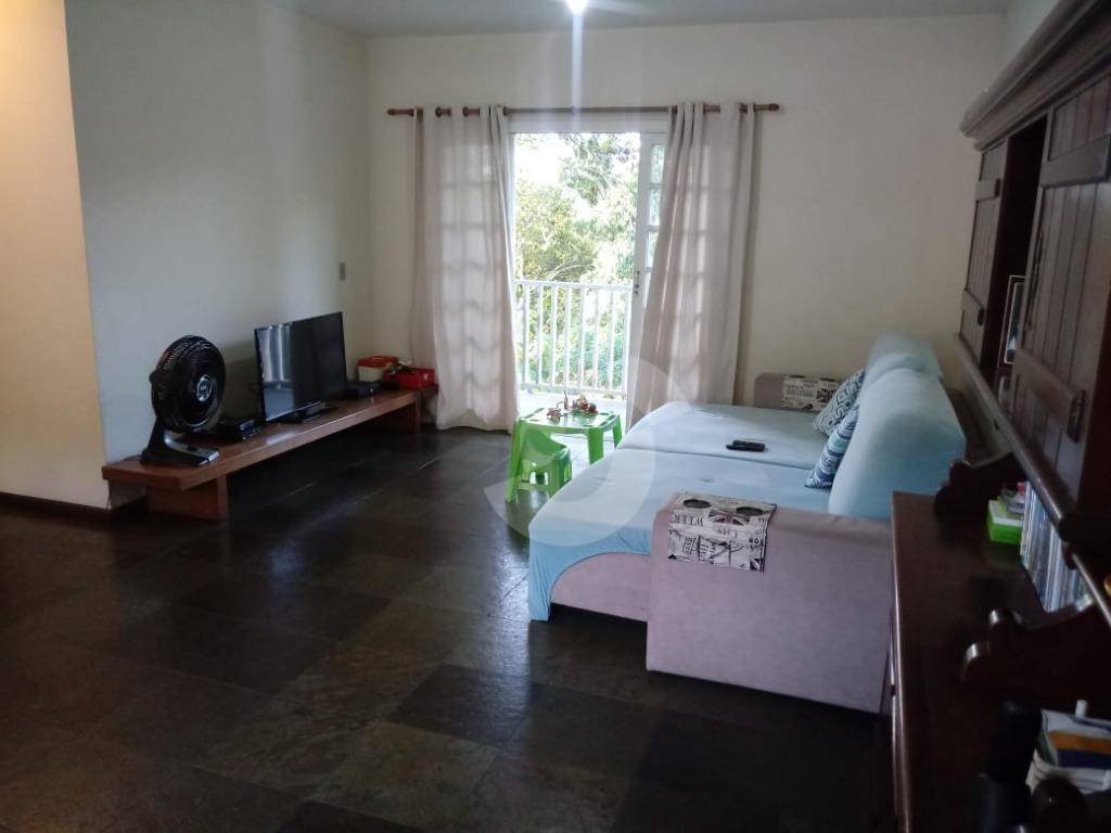 Casa à venda com 4 quartos, 260m² - Pendotiba,Niterói