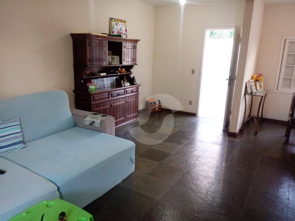  - Casa com 4 dormitórios à venda, 260 m² por R$ 600.000,00 - Pendotiba - Niterói/RJ