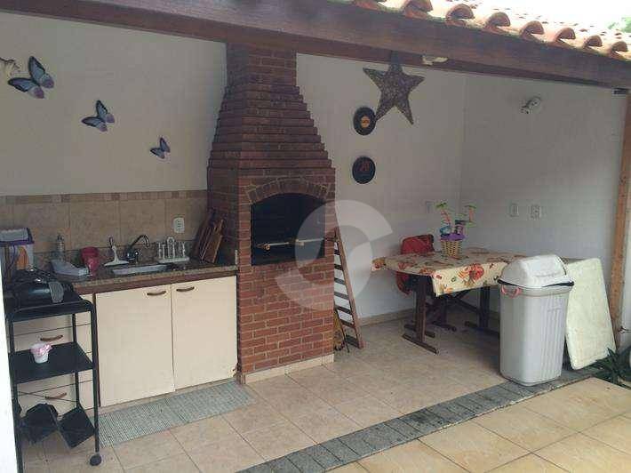 Casa à venda com 3 quartos, 140m² - Piratininga,Niterói