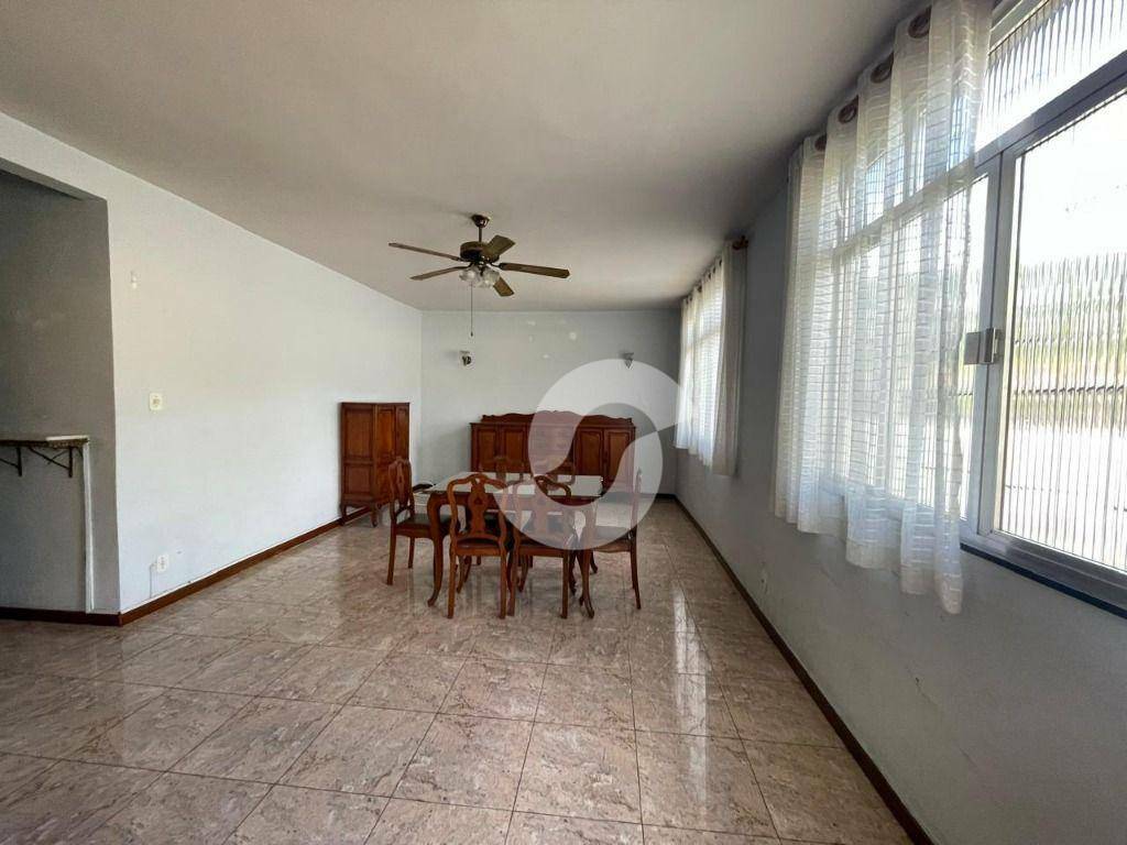 Casa à venda com 3 quartos, 180m² - Fonseca,Niterói