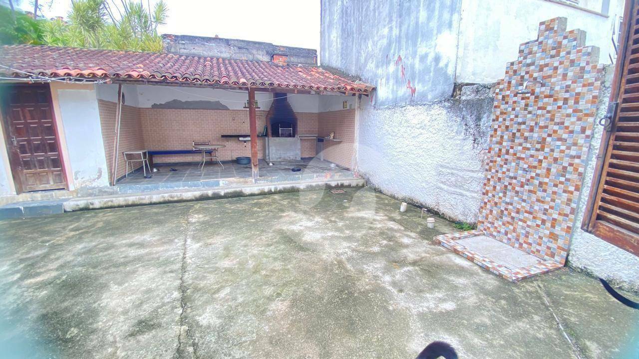 Casa à venda com 3 quartos, 180m² - Piratininga,Niterói