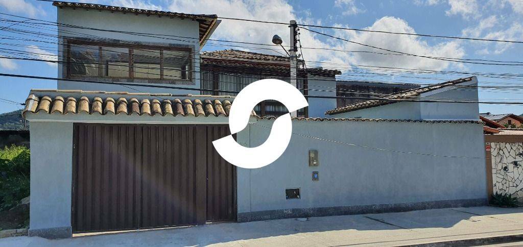 Casa à venda com 7 quartos, 399m² - Piratininga,Niterói