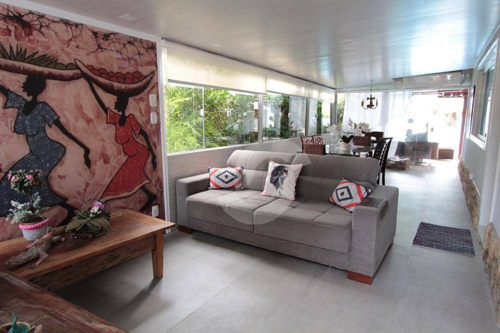  - Casa à venda, 300 m² por R$ 1.500.000,00 - Pendotiba - Niterói/RJ