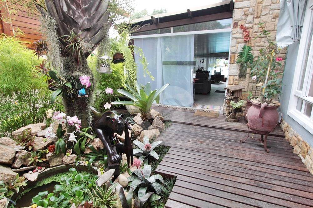 Casa à venda com 4 quartos, 300m² - Pendotiba,Niterói