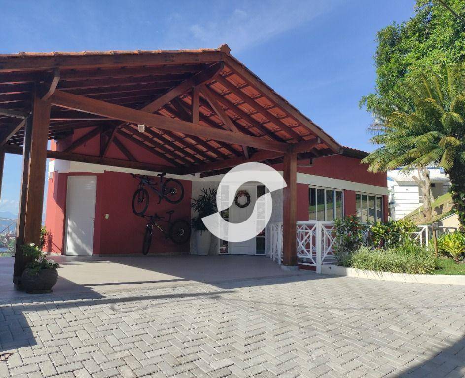 Casa à venda com 6 quartos, 300m² - Piratininga,Niterói