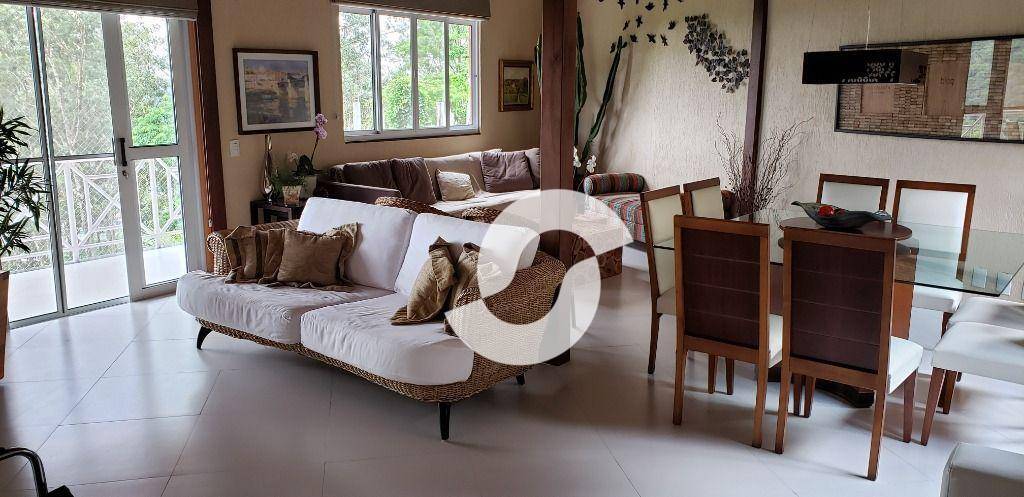 Casa à venda com 6 quartos, 300m² - Piratininga,Niterói