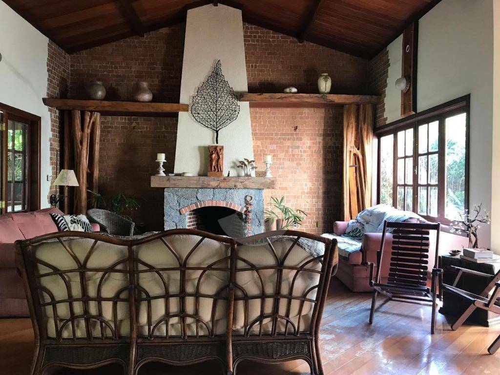  - Casa à venda, 500 m² por R$ 990.000,00 - Pendotiba - Niterói/RJ