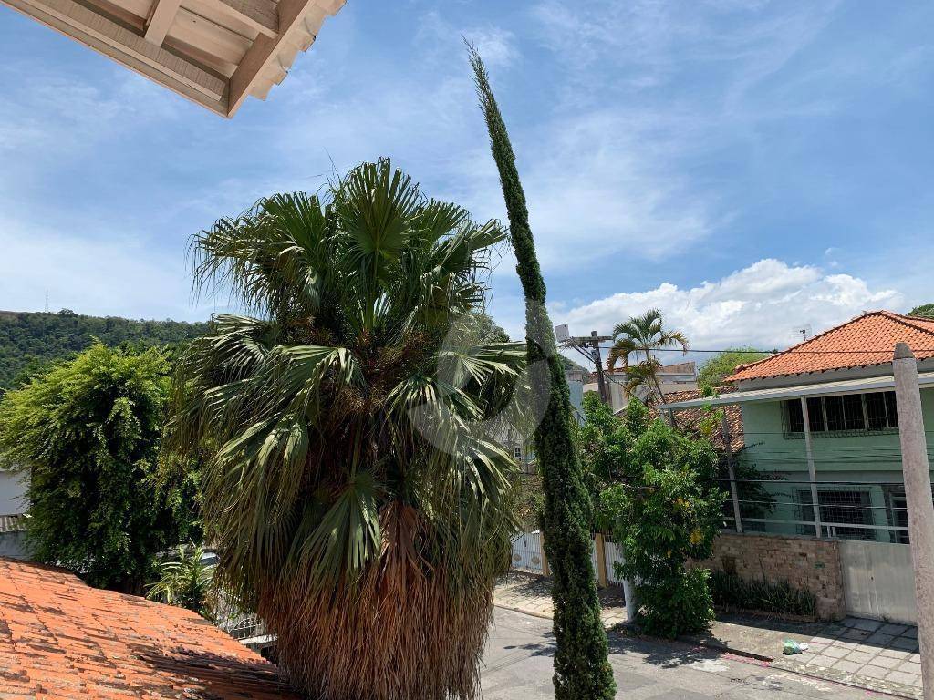 Casa à venda com 3 quartos, 200m² - São Francisco,Niterói