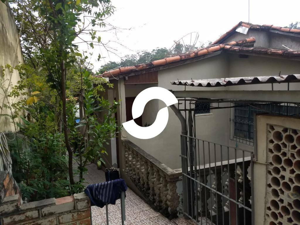 Casa à venda com 4 quartos, 160m² - Santa Rosa,Niterói