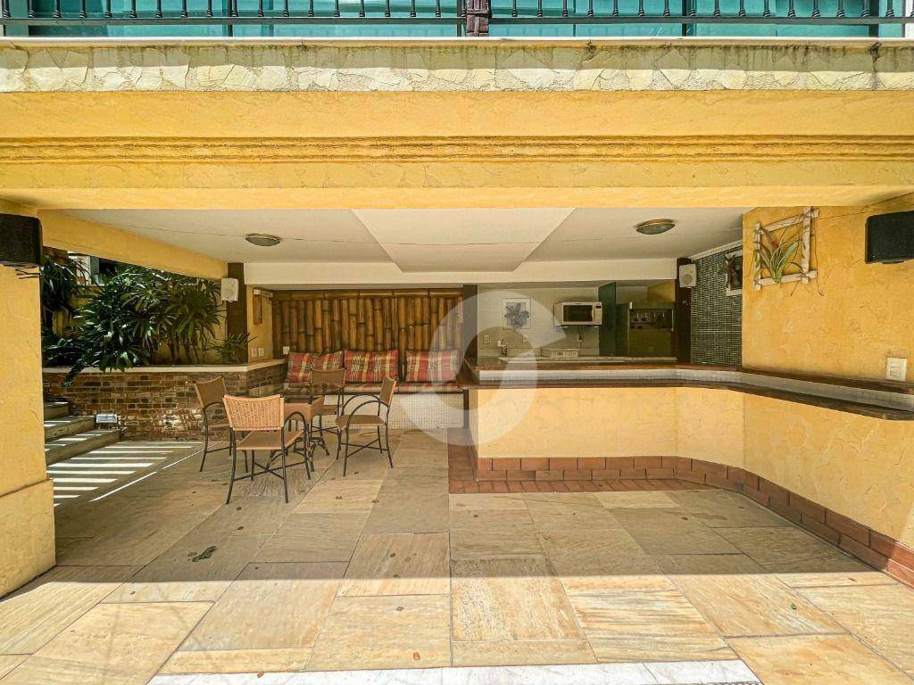 Casa à venda com 4 quartos, 540m² - São Francisco,Niterói