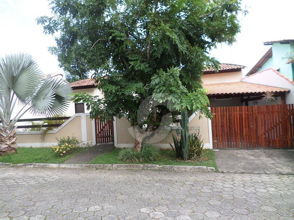 Casa à venda com 4 quartos, 310m² - Largo da Batalha,Niterói