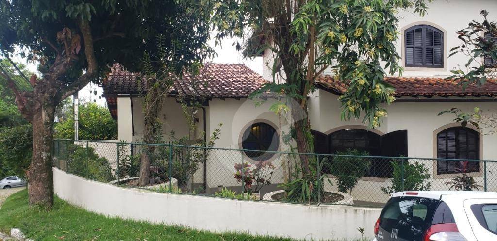Casa à venda com 4 quartos, 200m² - Mata Paca,Niterói