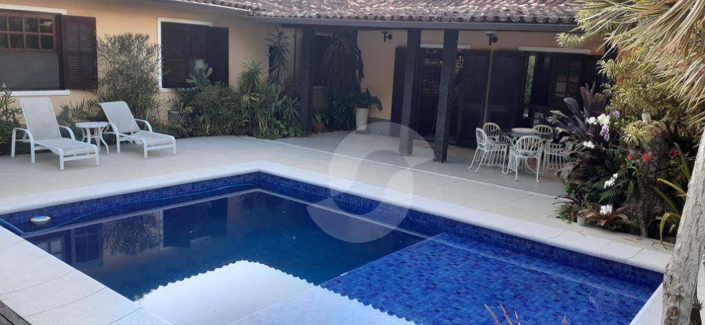  - Casa com 4 dormitórios à venda, 202 m² por R$ 1.588.228,00 - Vila Progresso - Niterói/RJ