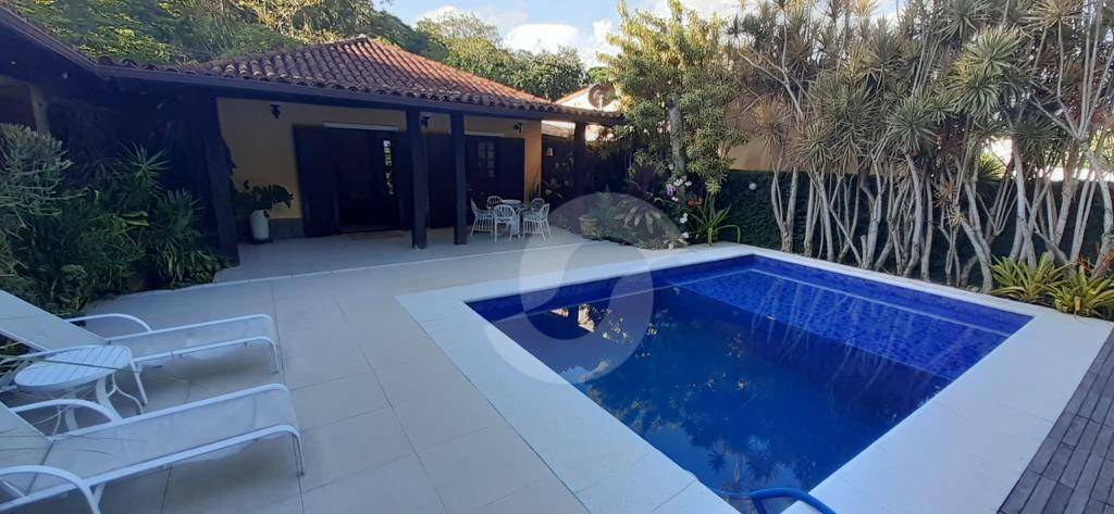 Casa à venda com 4 quartos, 202m² - Vila Progresso,Niterói