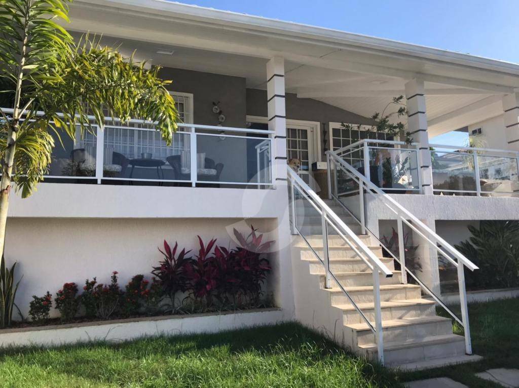 Casa à venda com 3 quartos, 450m² - Camboinhas,Niterói