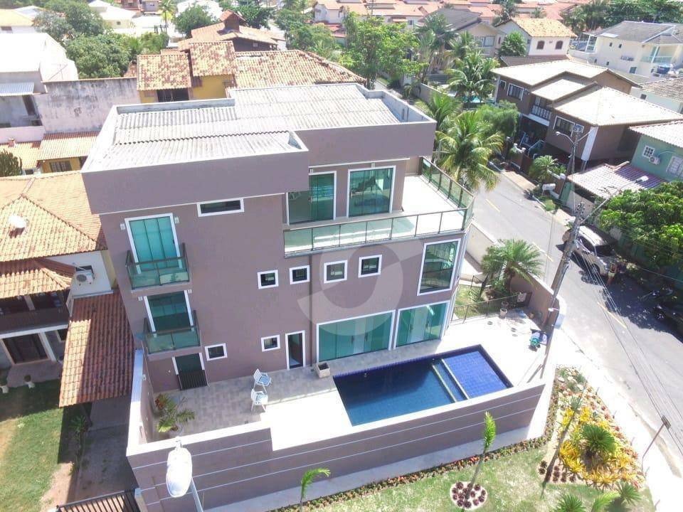 Casa à venda com 4 quartos, 353m² - Camboinhas,Niterói