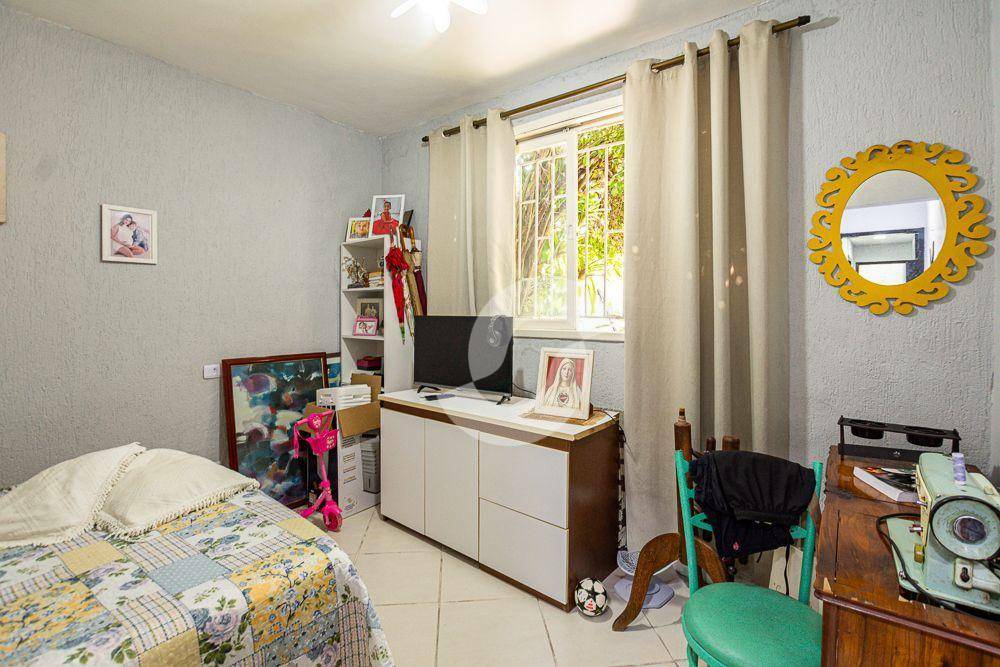  - Casa com 4 dormitórios à venda, 415 m² por R$ 1.600.000,00 - Piratininga - Niterói/RJ
