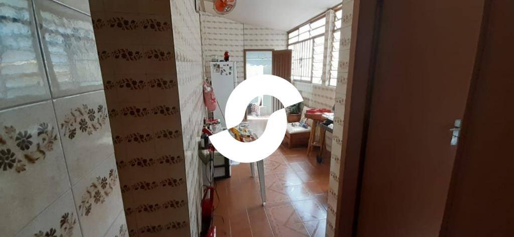 Casa à venda com 4 quartos, 222m² - Santa Rosa,Niterói