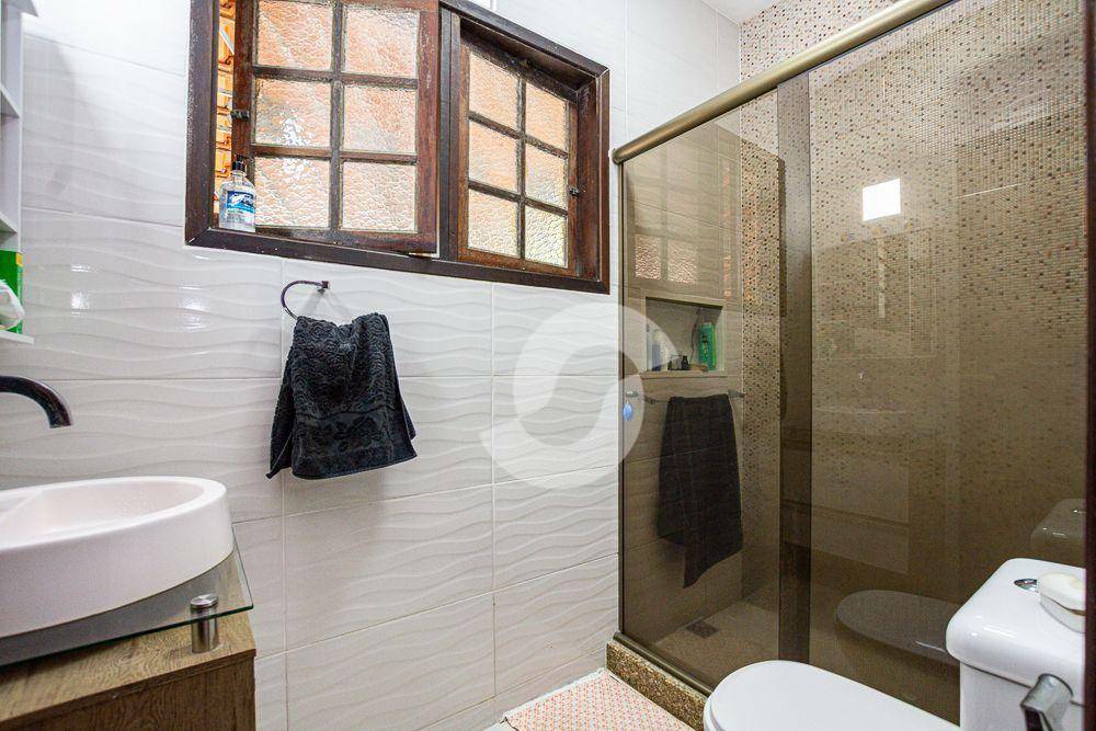  - Casa à venda, 280 m² por R$ 900.000,00 - Maravista - Niterói/RJ