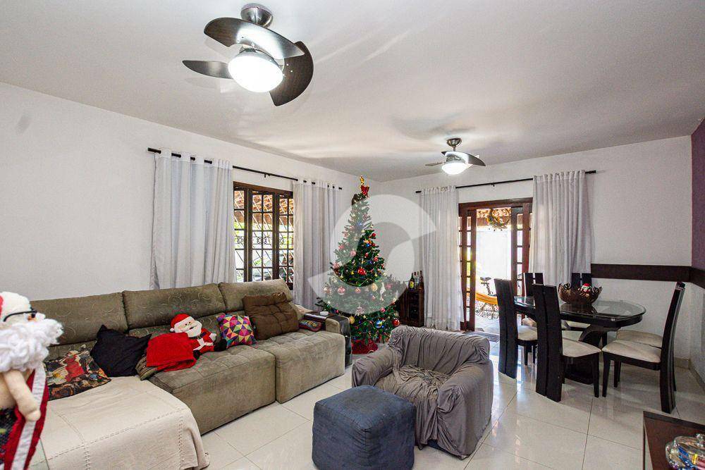 Casa à venda com 3 quartos, 280m² - Maravista,Niterói