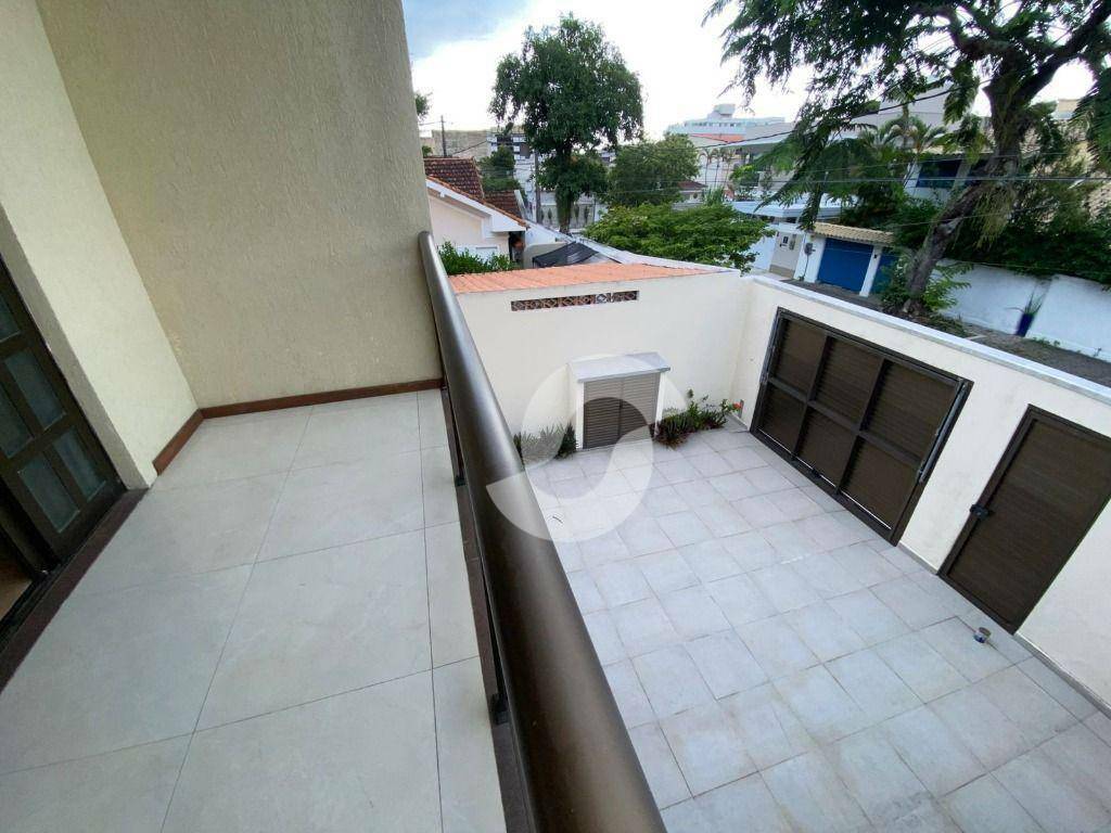 Casa à venda com 4 quartos, 180m² - São Francisco,Niterói