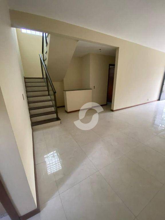 Casa à venda com 4 quartos, 180m² - São Francisco,Niterói